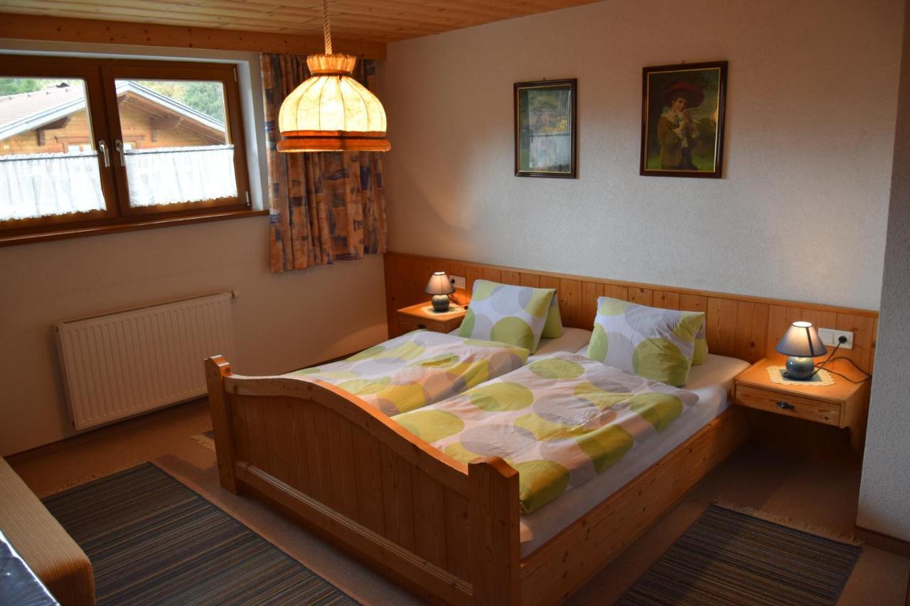 Ferienwohnung Gapp Elbigenalp Buitenkant foto