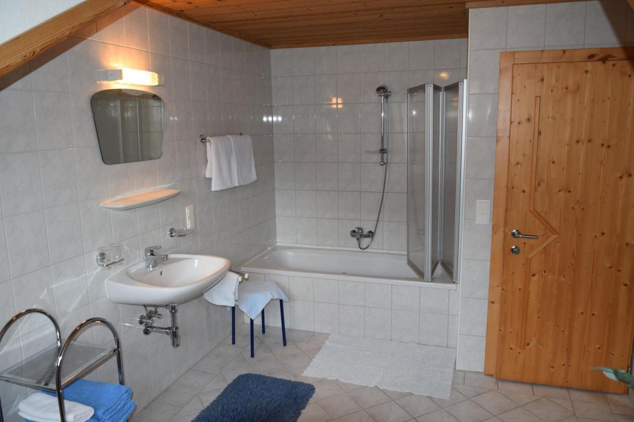 Ferienwohnung Gapp Elbigenalp Buitenkant foto