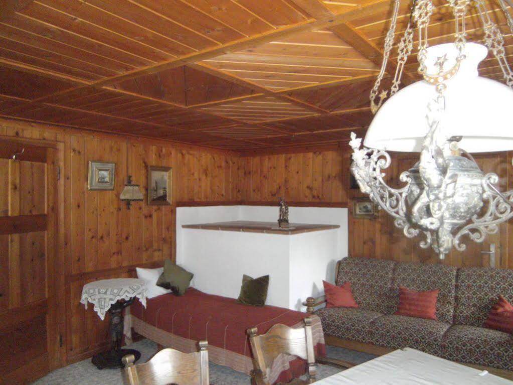 Ferienwohnung Gapp Elbigenalp Buitenkant foto